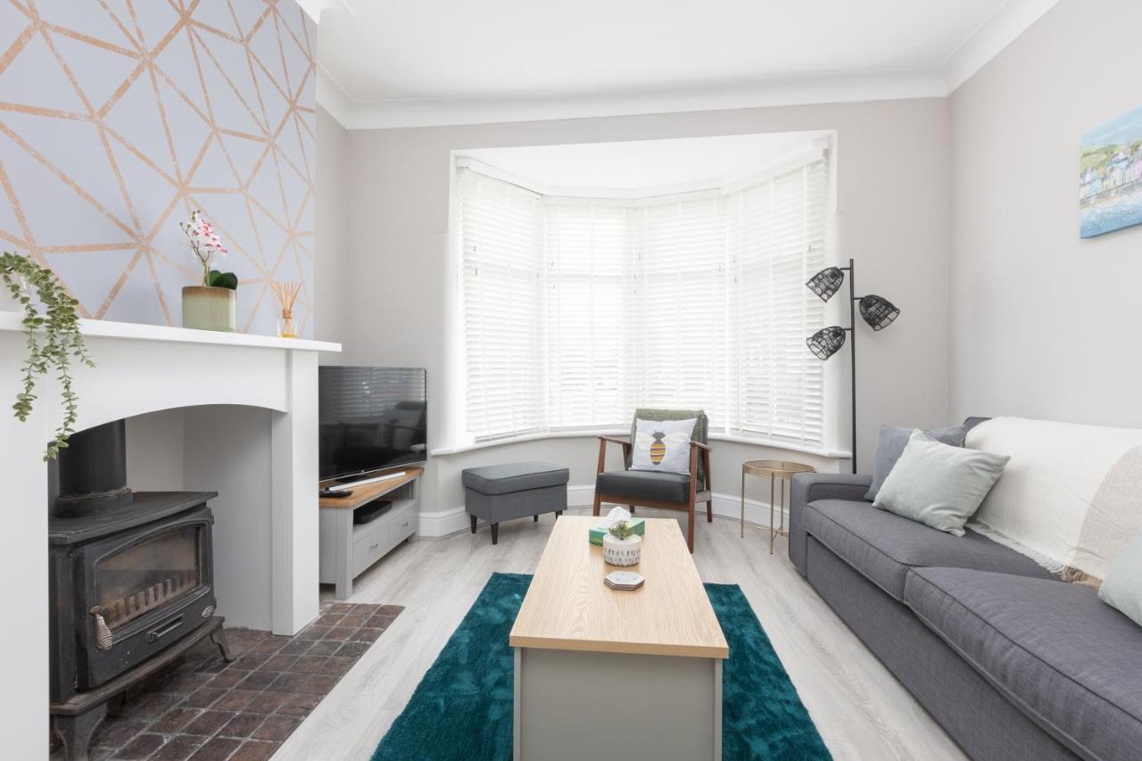 Charles Alexander Short Stay - Ansdell House Блекпул Екстериор снимка